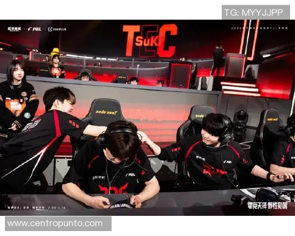 和平精英巨献：深入分析JDG战队灵活性与战术策略的完美结合